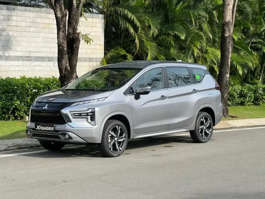 cho thuê xe 7 chỗ có tài xế bảng giá