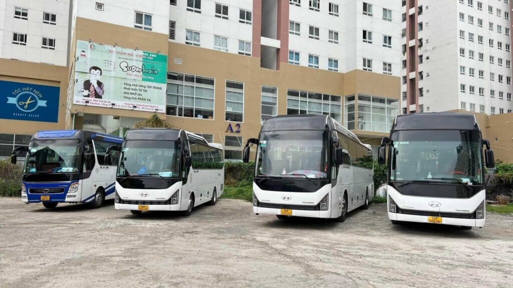 thuê-xe-45-chỗ-di-tiền-giang-chothuexeditinhgiare