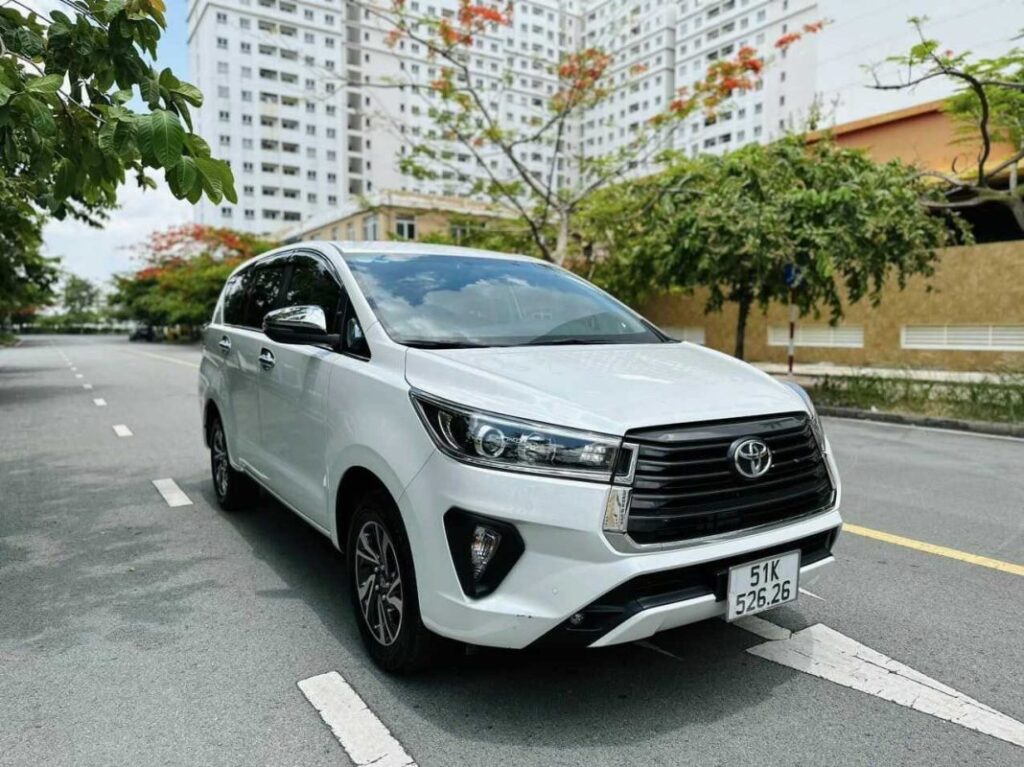 thuê-xe-7-chỗ-theo-tháng-1-1068x800