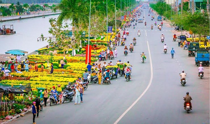 thue-xe-tu-sai-gon-di-hau-giang